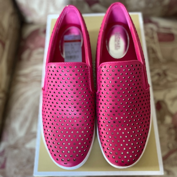 MICHAEL Michael Kors slip on sneakers; Size: 8, Color: hot pink - Picture 4 of 9